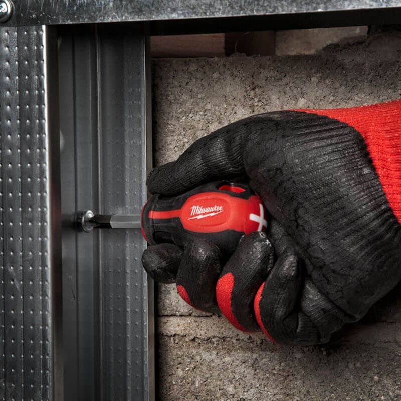 Milwaukee 2 Piece Tri-Lobe Stubby Screwdriver Twin Set 4932471810