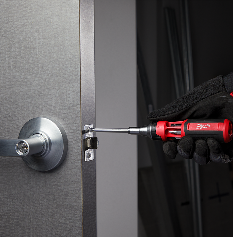Milwaukee 9 in 1 Ratcheting Multi-bit Driver 4932471598